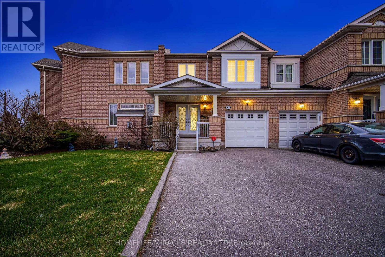 87 Spicebush Terrace, Brampton, Ontario  L6X 0J5 - Photo 2 - W13046948