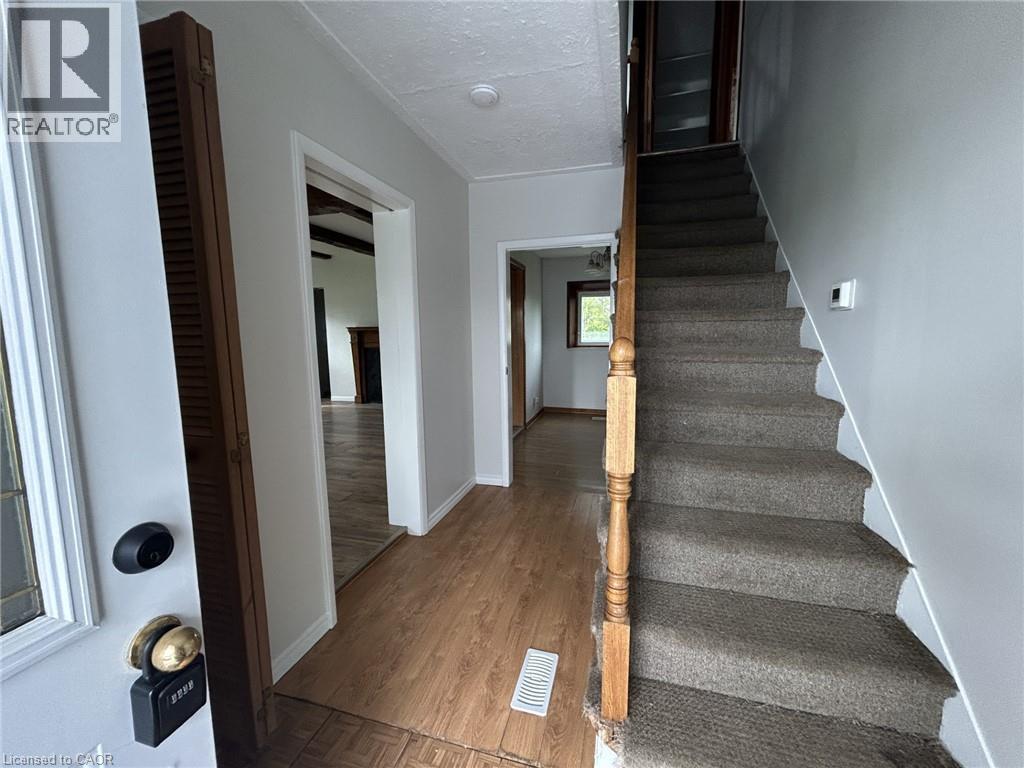 1073 Highway 8, Stoney Creek, Ontario  L8E 5H8 - Photo 3 - 40811639