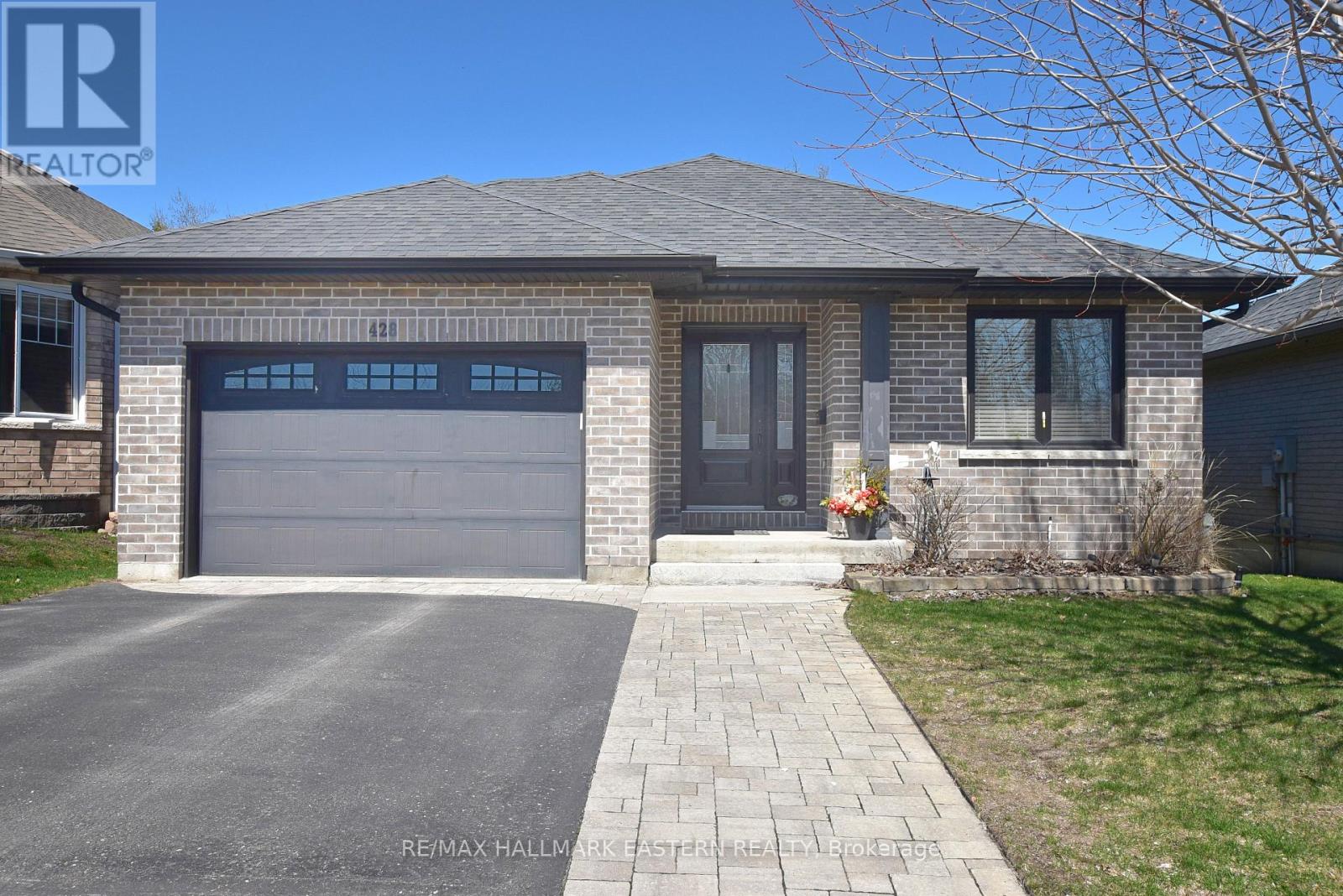 428 Raymond Street, Peterborough, Ontario  K9L 1R2 - Photo 2 - X13107020
