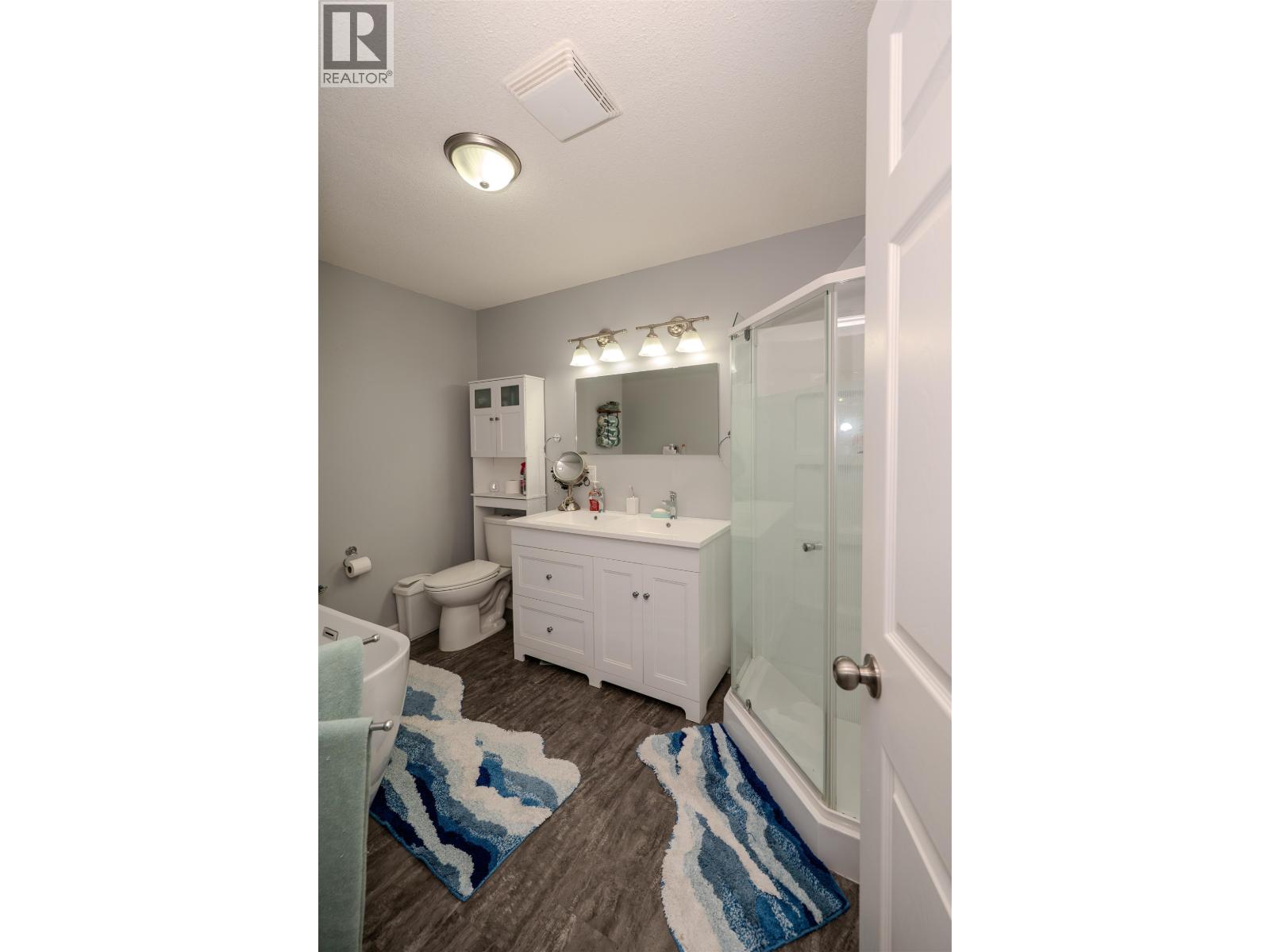 3451 Dunsmuir Road, Lac La Hache, British Columbia  V0K 1T1 - Photo 18 - R3121322