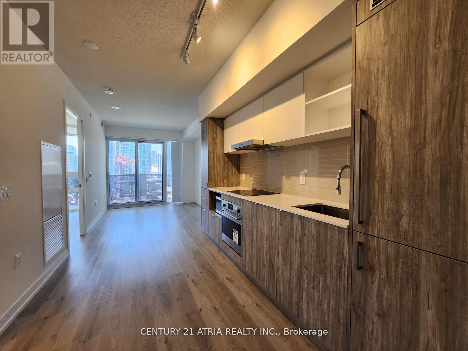2112 - 138 Downes Street, Toronto, Ontario  M5E 0E4 - Photo 2 - C13106926