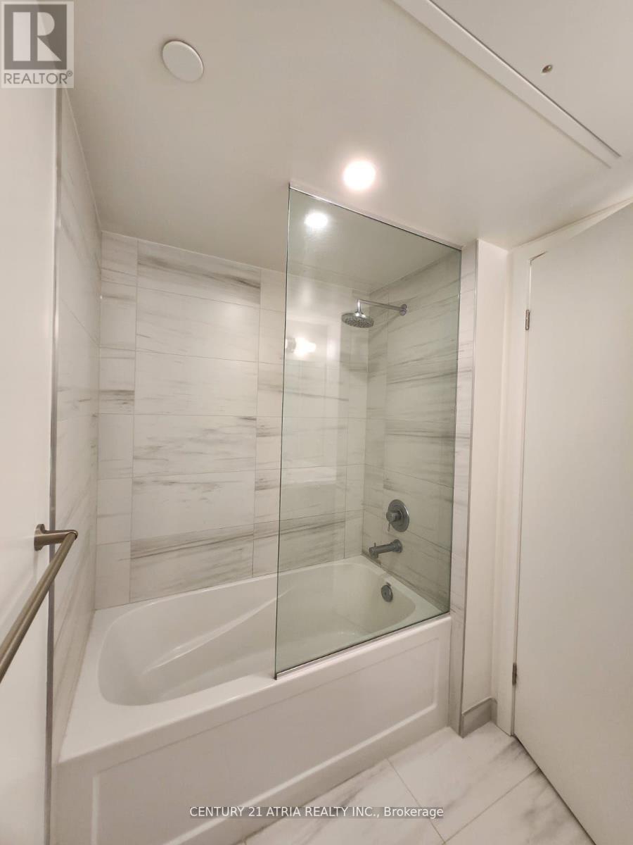 2112 - 138 Downes Street, Toronto, Ontario  M5E 0E4 - Photo 5 - C13106926