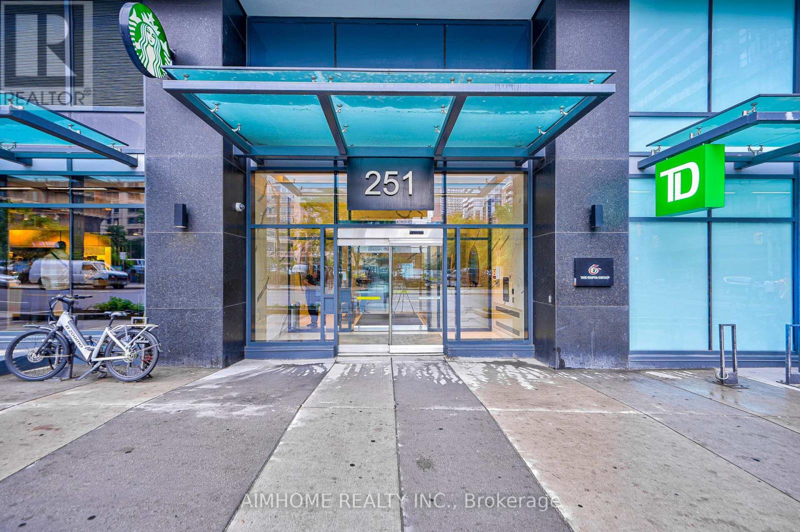 823 - 251 Jarvis Street, Toronto, Ontario  M5B 0C3 - Photo 2 - C13107016