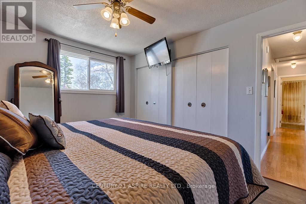 62 Herman Street, Petawawa, Ontario  K8H 1W2 - Photo 12 - X13106972