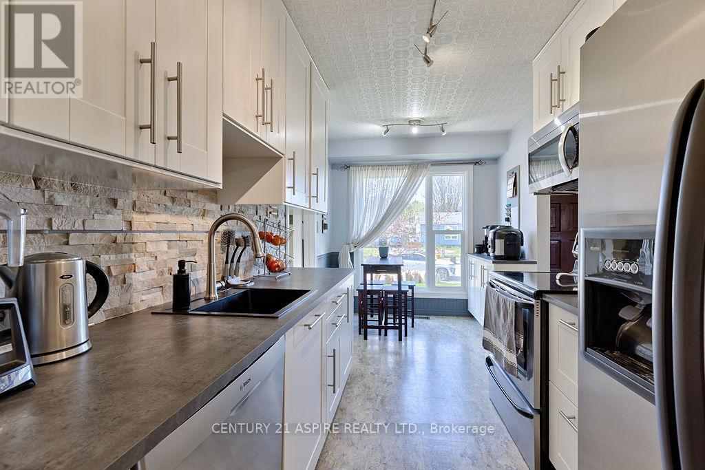 62 Herman Street, Petawawa, Ontario  K8H 1W2 - Photo 7 - X13106972