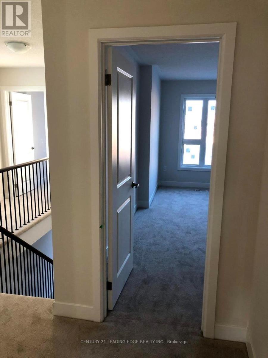 20 Donald Fleming Way, Whitby, Ontario  L1R 0N8 - Photo 6 - E13107002