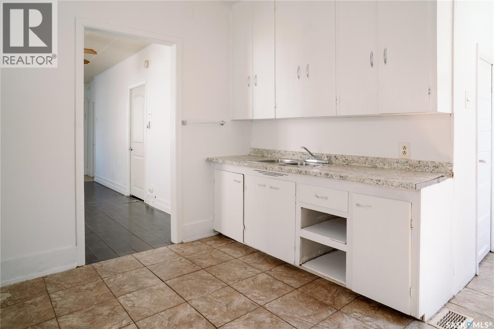 439 R Avenue S, Saskatoon, Saskatchewan  S7M 2Z4 - Photo 15 - SK035492