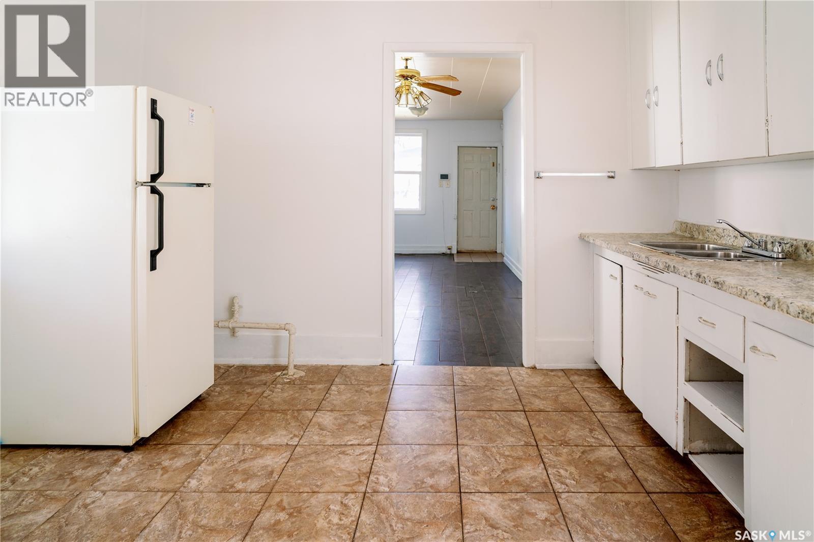 439 R Avenue S, Saskatoon, Saskatchewan  S7M 2Z4 - Photo 16 - SK035492