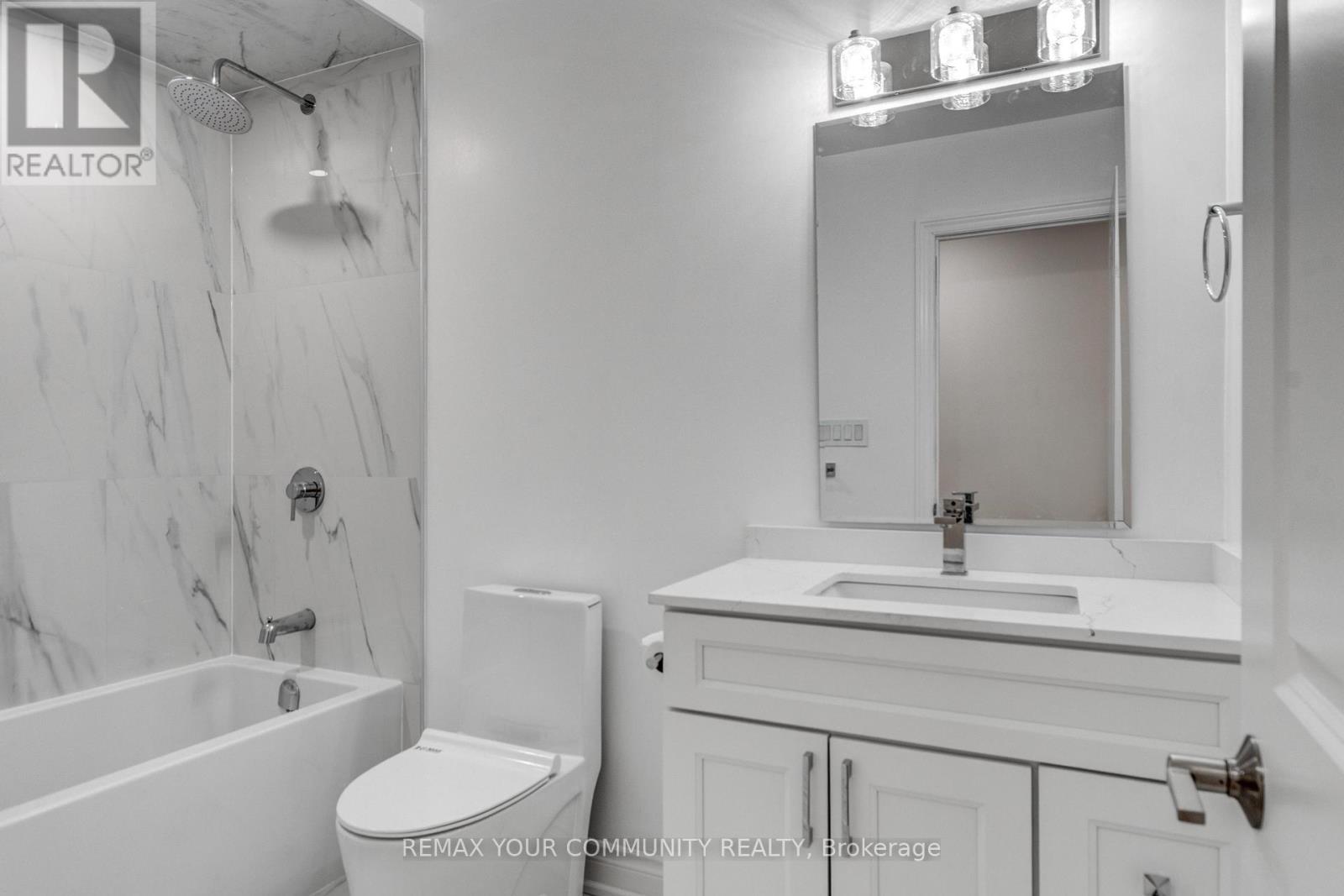 18 Ironshield Crescent, Markham, Ontario  L3T 3K7 - Photo 15 - N13106966
