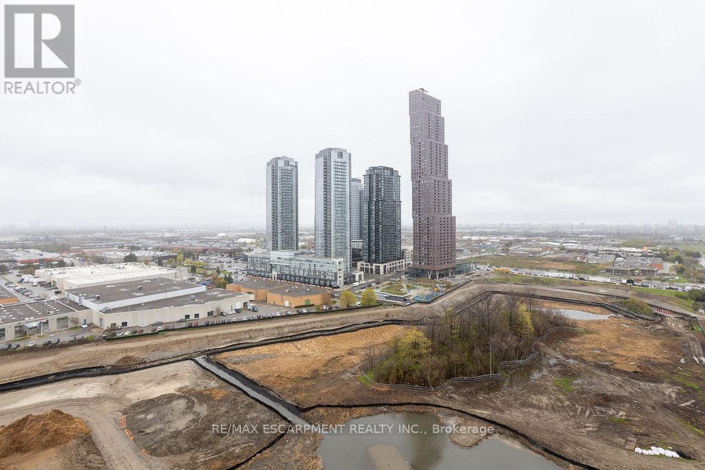 2004 - 7895 JANE STREET, Vaughan, Ontario