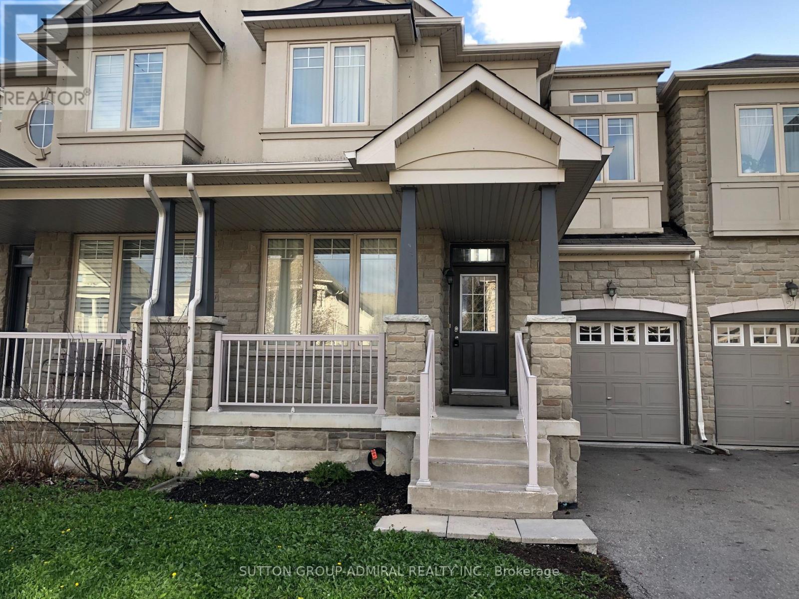 4 STOOKES CRESCENT, Richmond Hill, Ontario