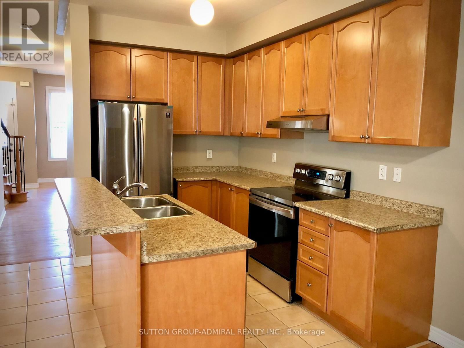 4 Stookes Crescent, Richmond Hill, Ontario  L4E 0J3 - Photo 12 - N13107024