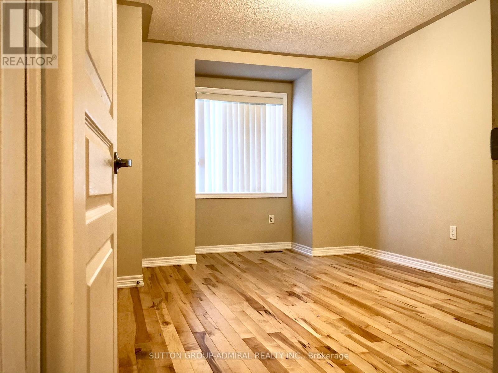4 Stookes Crescent, Richmond Hill, Ontario  L4E 0J3 - Photo 23 - N13107024