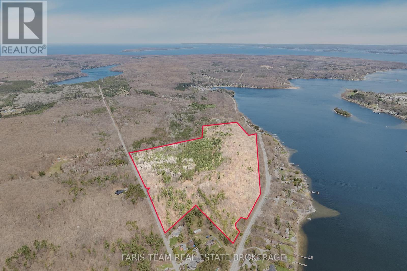364 Champlain Road, Penetanguishene, Ontario  L9M 1S4 - Photo 1 - S13106990