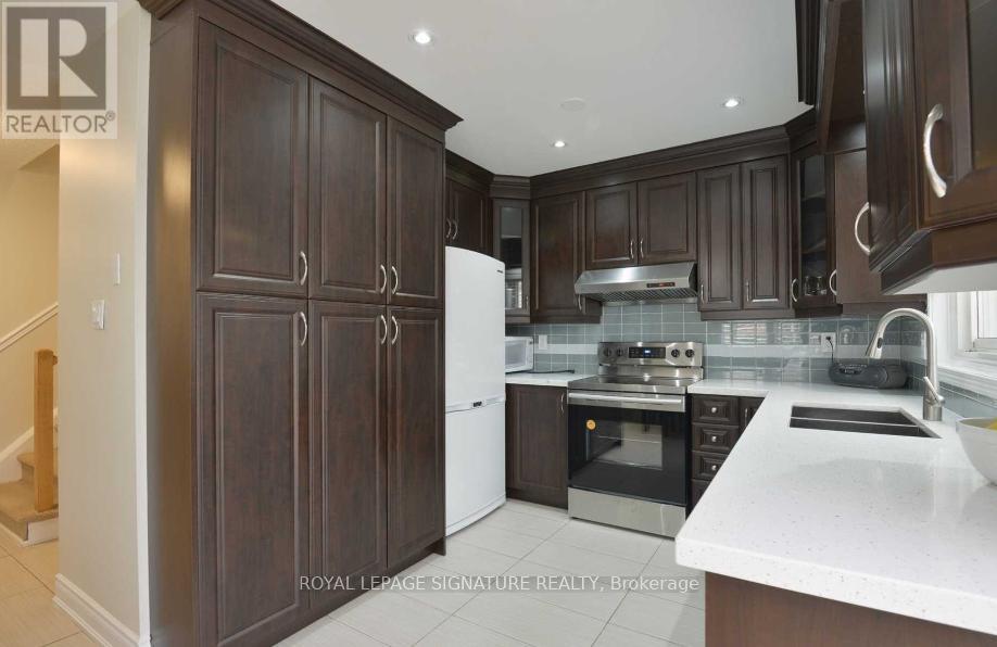 1100 Beechnut Road, Oakville, Ontario  L6J 7P1 - Photo 8 - W13107004