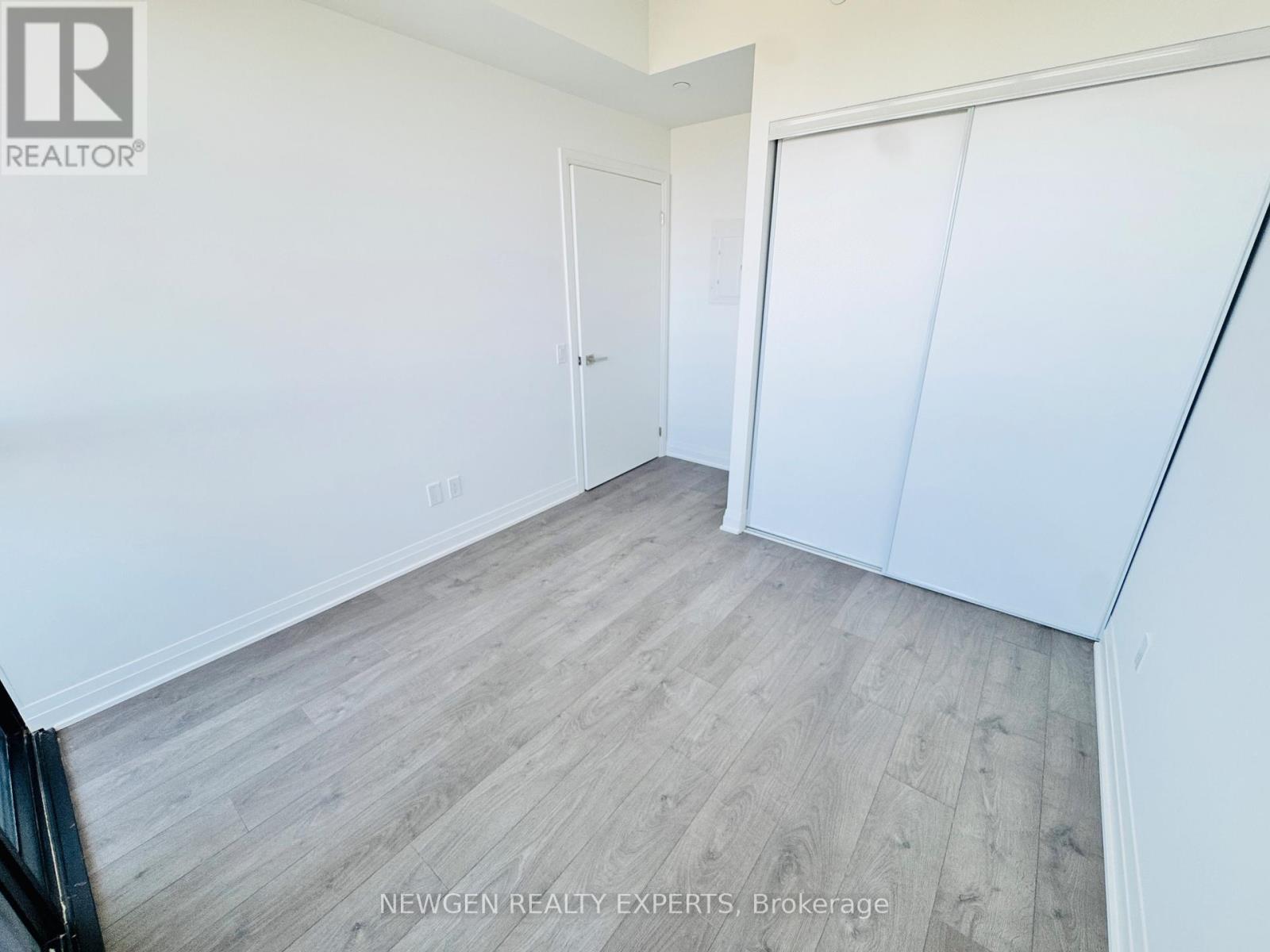 5611 - 4015 The Exchange, Mississauga, Ontario  L5B 1M7 - Photo 14 - W13107012