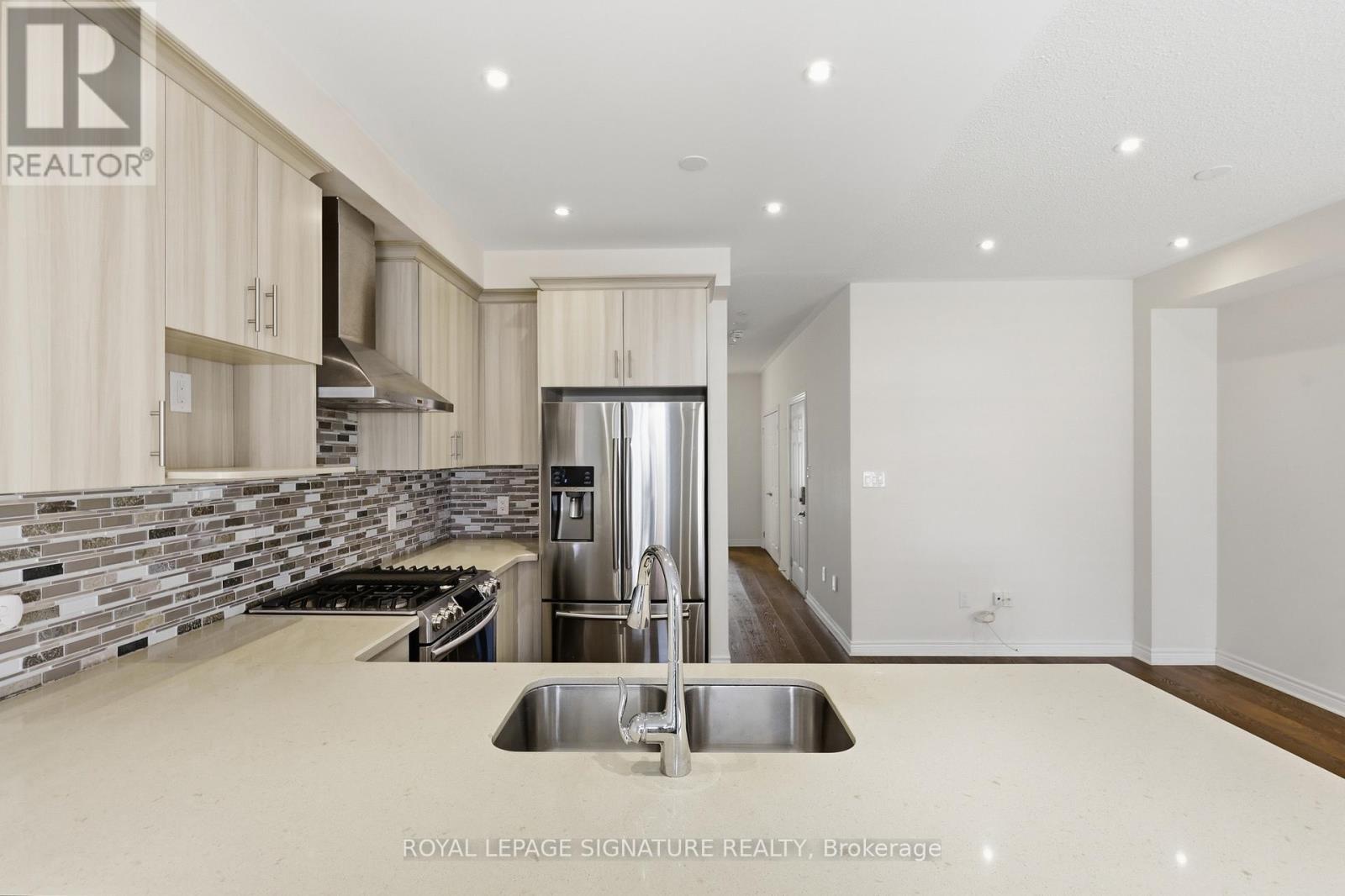 128 Orchardcroft Road, Oakville, Ontario  L6H 0M4 - Photo 3 - W13107026