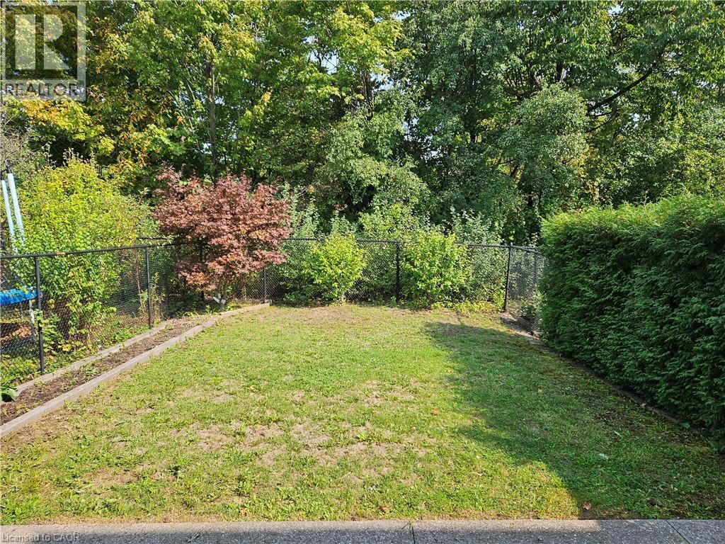 1817 Creek Way, Burlington, Ontario  L7L 6R1 - Photo 25 - 40828008
