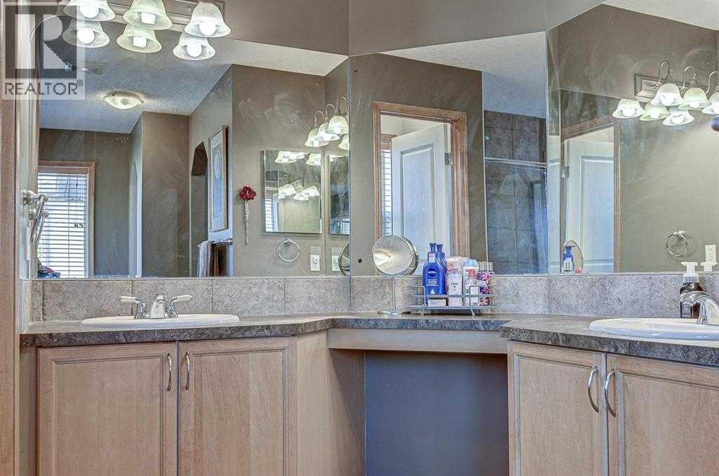 225 Kincora Heights NW, Calgary, Alberta  T3R 1N6 - Photo 25 - A2309380