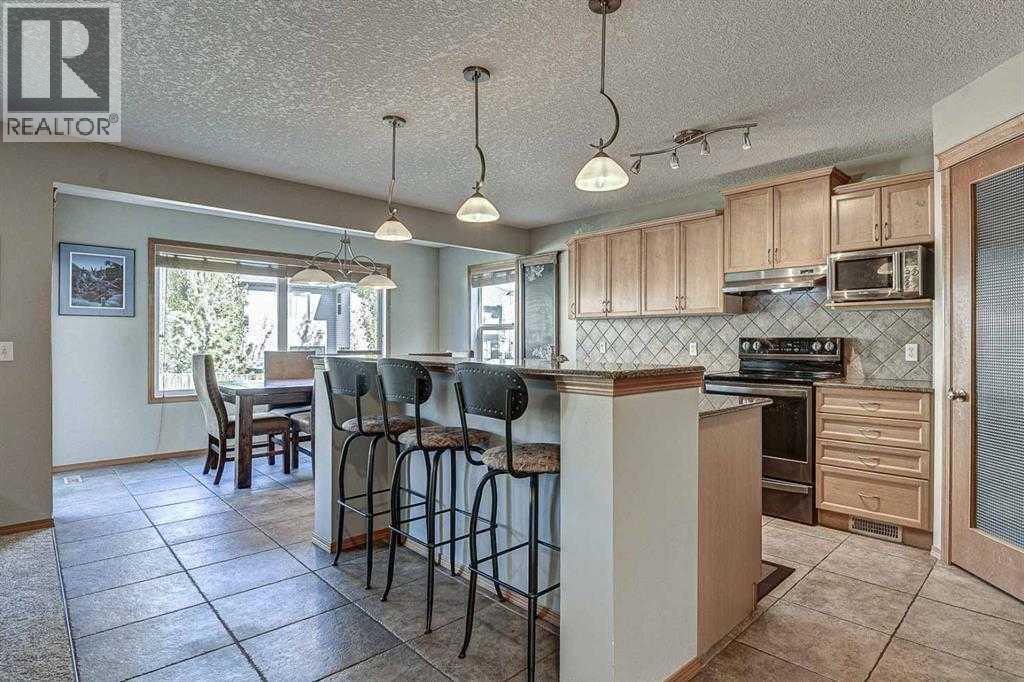 225 Kincora Heights NW, Calgary, Alberta  T3R 1N6 - Photo 14 - A2309380