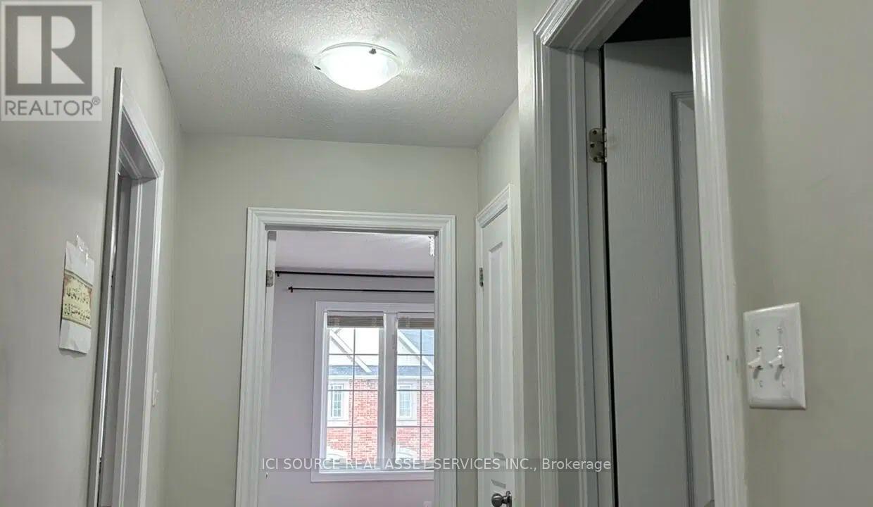 20 Savage Drive, Hamilton, Ontario  K2S 1B9 - Photo 16 - X13106952
