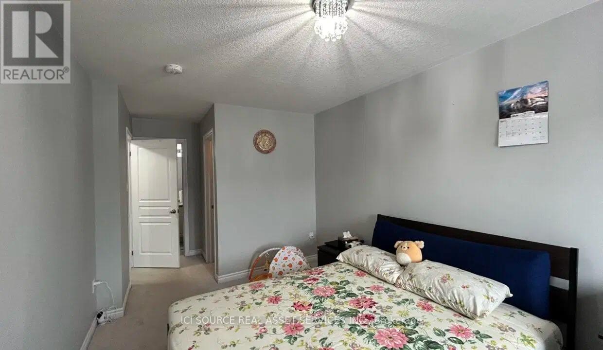 20 Savage Drive, Hamilton, Ontario  K2S 1B9 - Photo 20 - X13106952