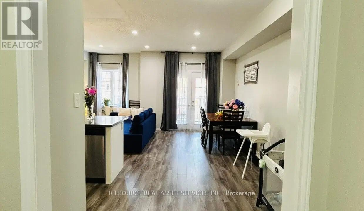 20 Savage Drive, Hamilton, Ontario  K2S 1B9 - Photo 7 - X13106952