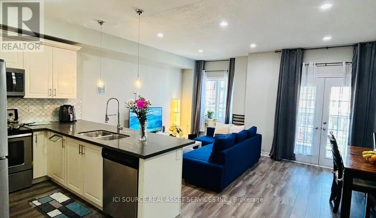 20 Savage Drive, Hamilton, Ontario  K2S 1B9 - Photo 8 - X13106952