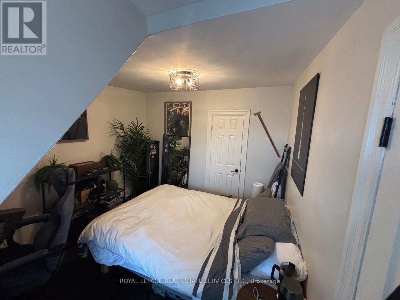2nd Floor - 263 Grace Street, Toronto, Ontario  M6G 3A7 - Photo 22 - C13015226