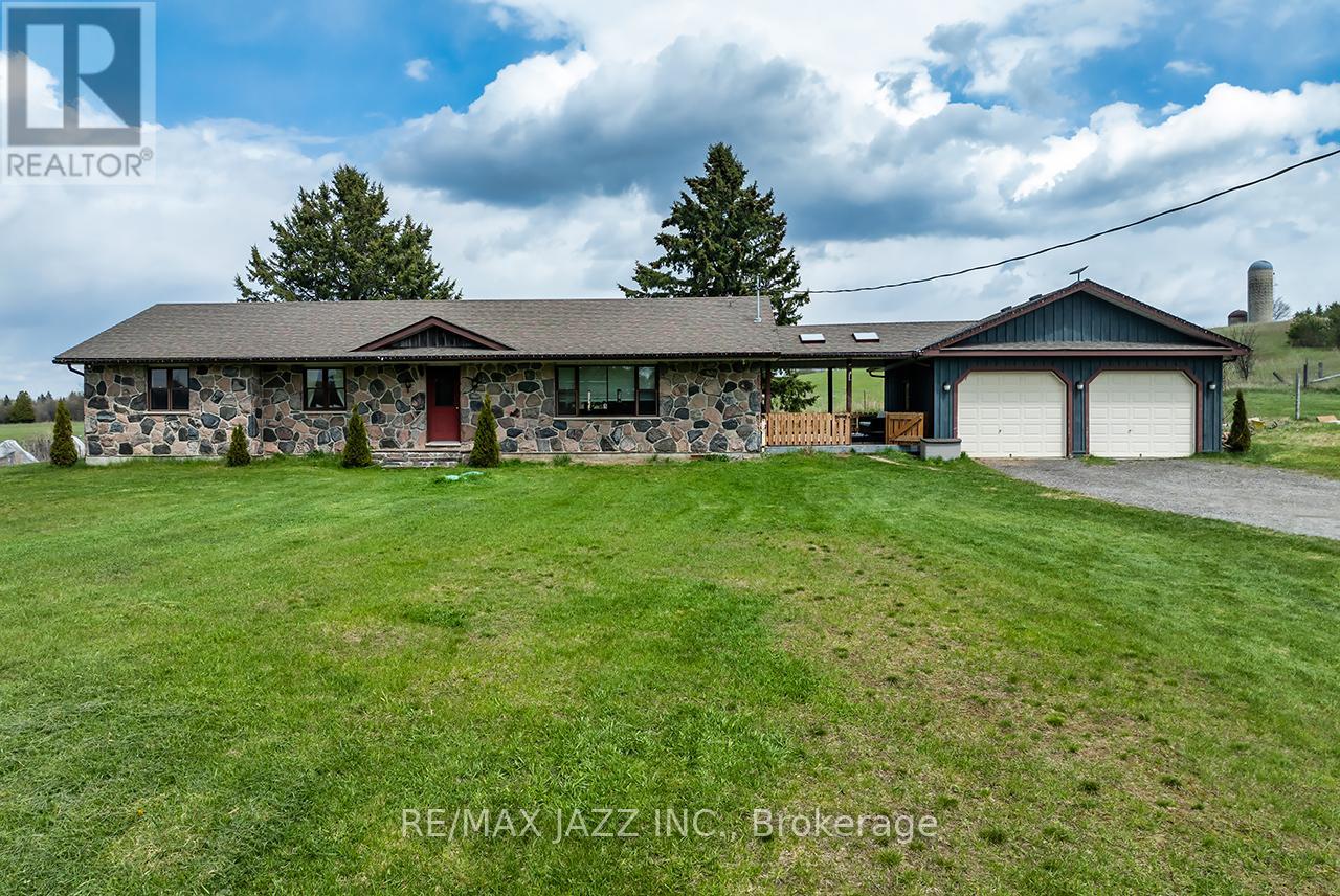 1632 Hwy 35 Highway, Kawartha Lakes, Ontario  L0B 1K0 - Photo 2 - X13098188