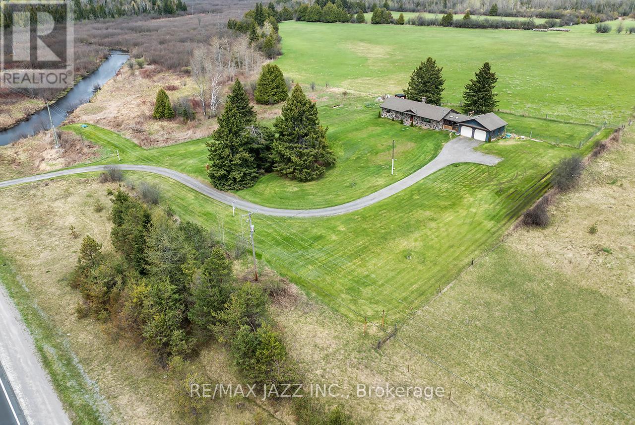 1632 Hwy 35 Highway, Kawartha Lakes, Ontario  L0B 1K0 - Photo 13 - X13098188