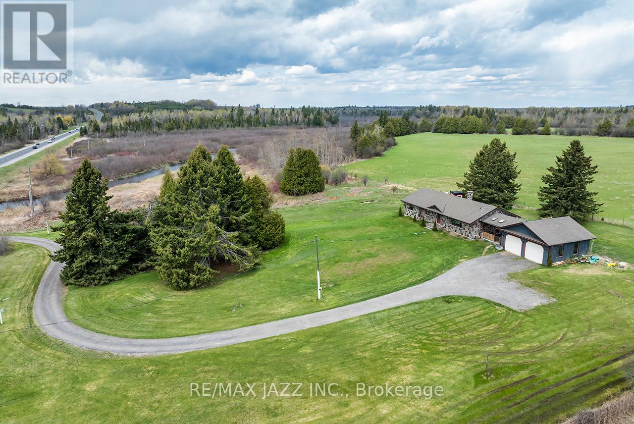 1632 Hwy 35 Highway, Kawartha Lakes, Ontario  L0B 1K0 - Photo 15 - X13098188