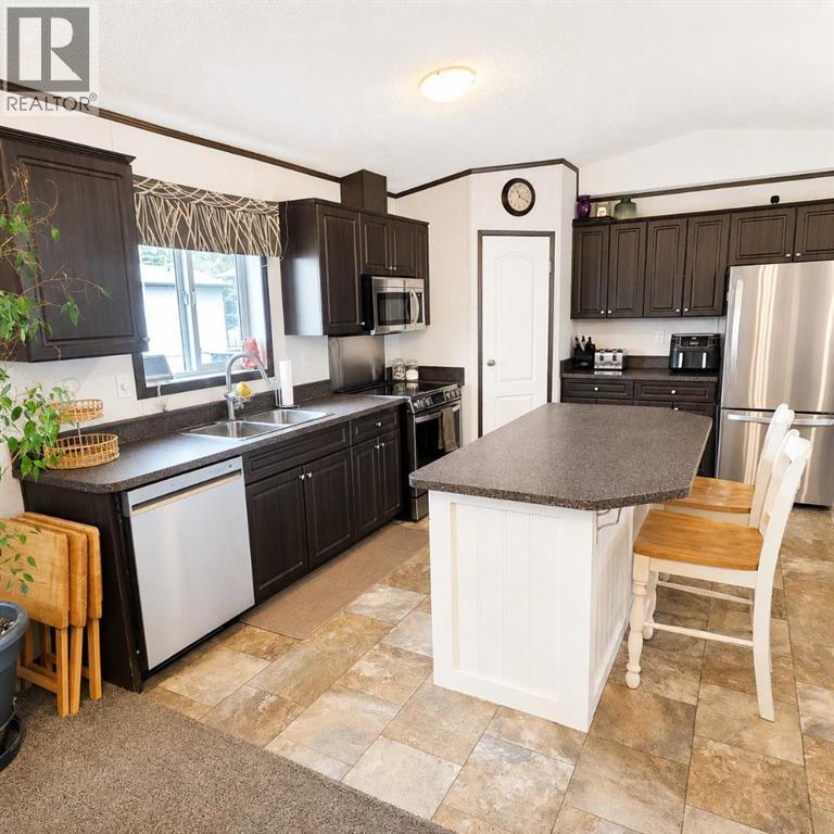 14, 851 63 Street, Edson, Alberta  T7E 0A2 - Photo 5 - A2309710