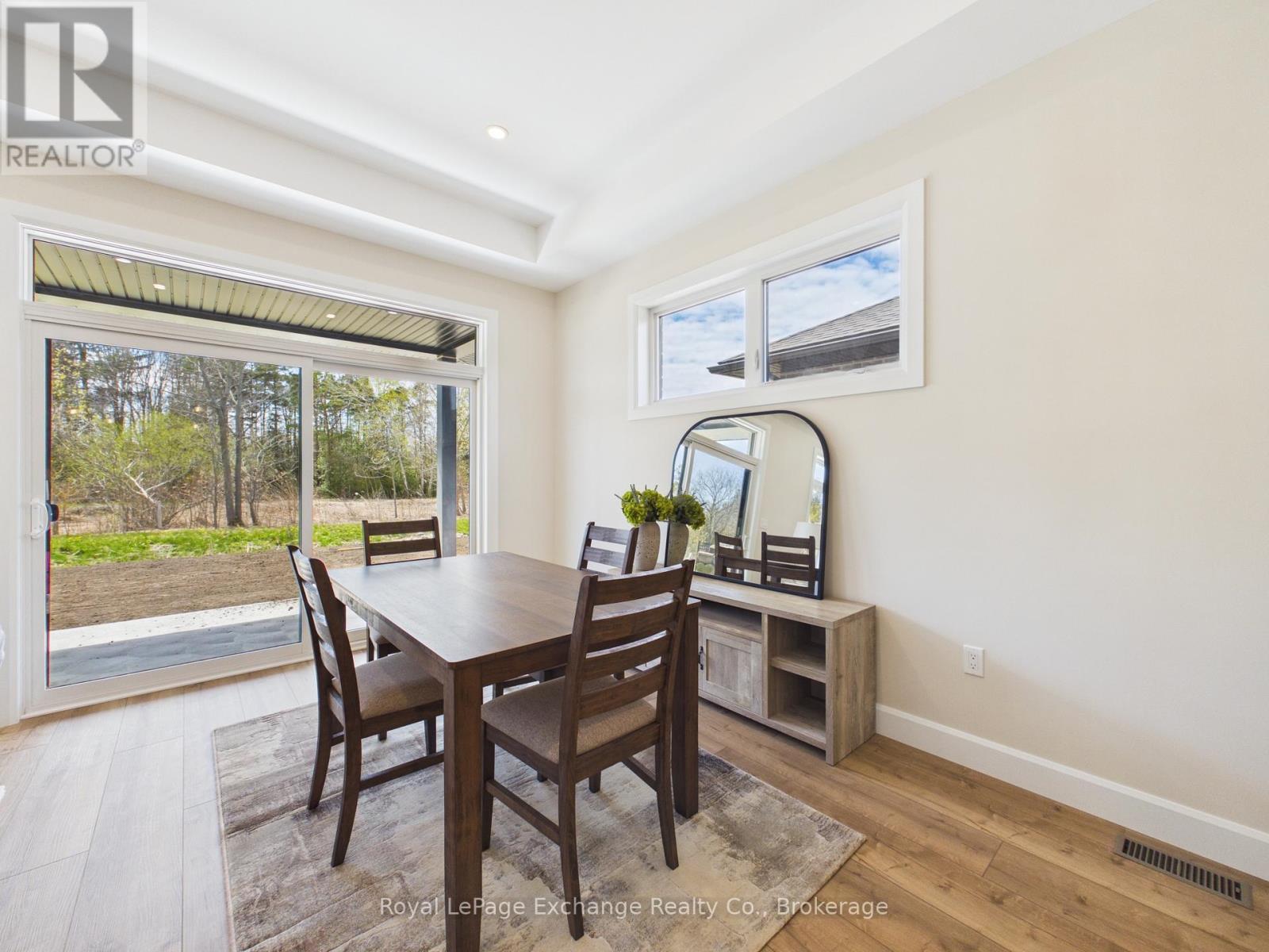 39 Mercedes Crescent, Kincardine, Ontario  N2Z 1G8 - Photo 5 - X12968044