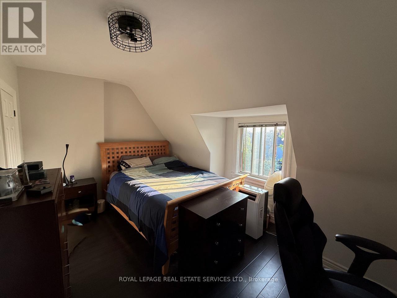 2nd Floor - 263 Grace Street, Toronto, Ontario  M6G 3A7 - Photo 21 - C13015226