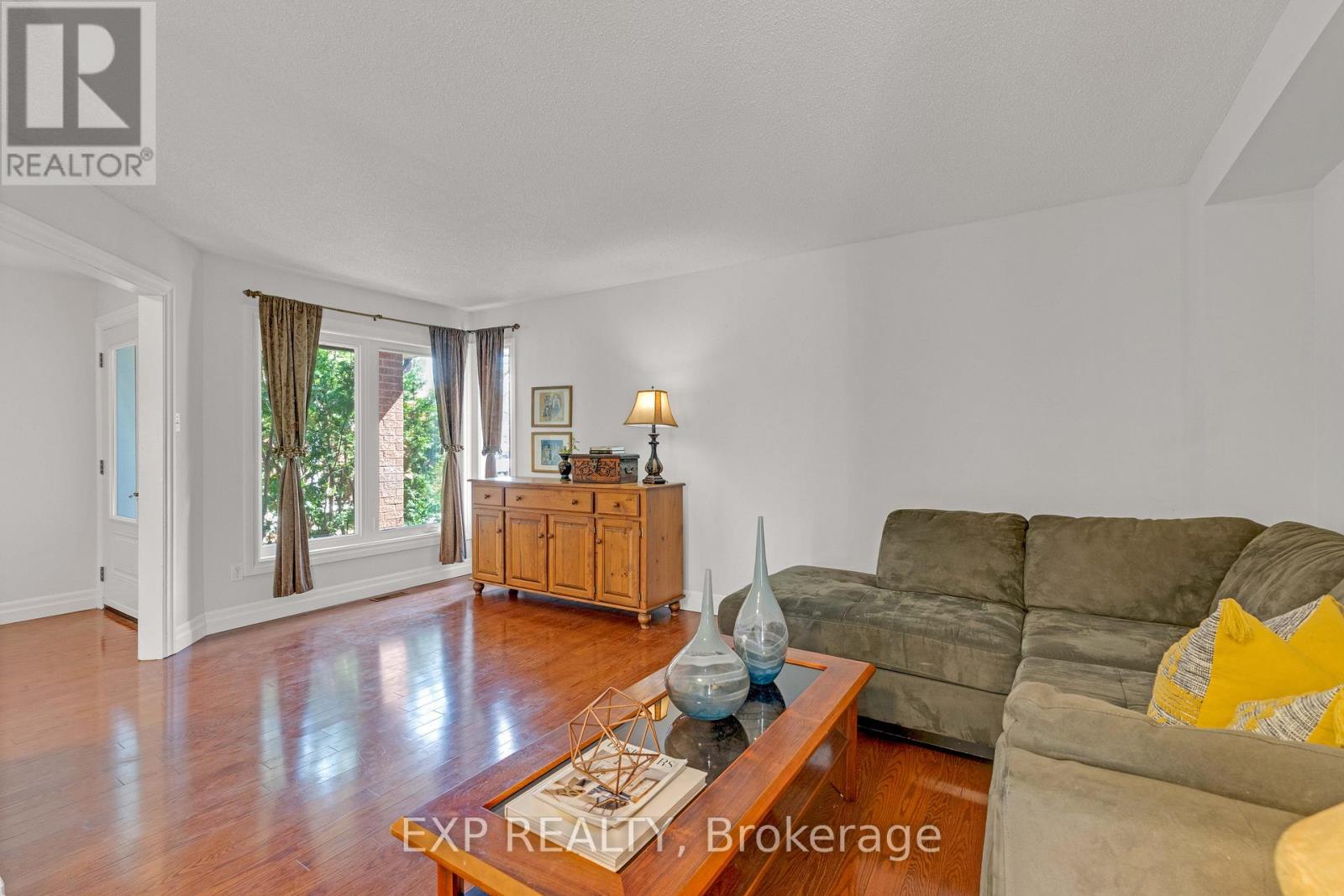 1471 Pickwick Drive, Mississauga, Ontario  L5V 1V7 - Photo 7 - W13021454