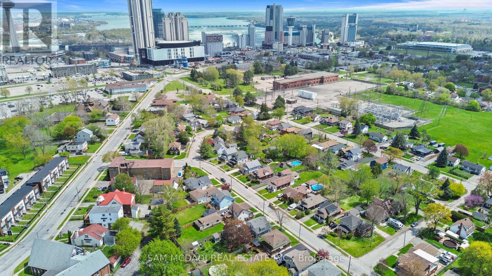 5810 Symmes Street, Niagara Falls, Ontario  L2G 2G3 - Photo 45 - X12830828
