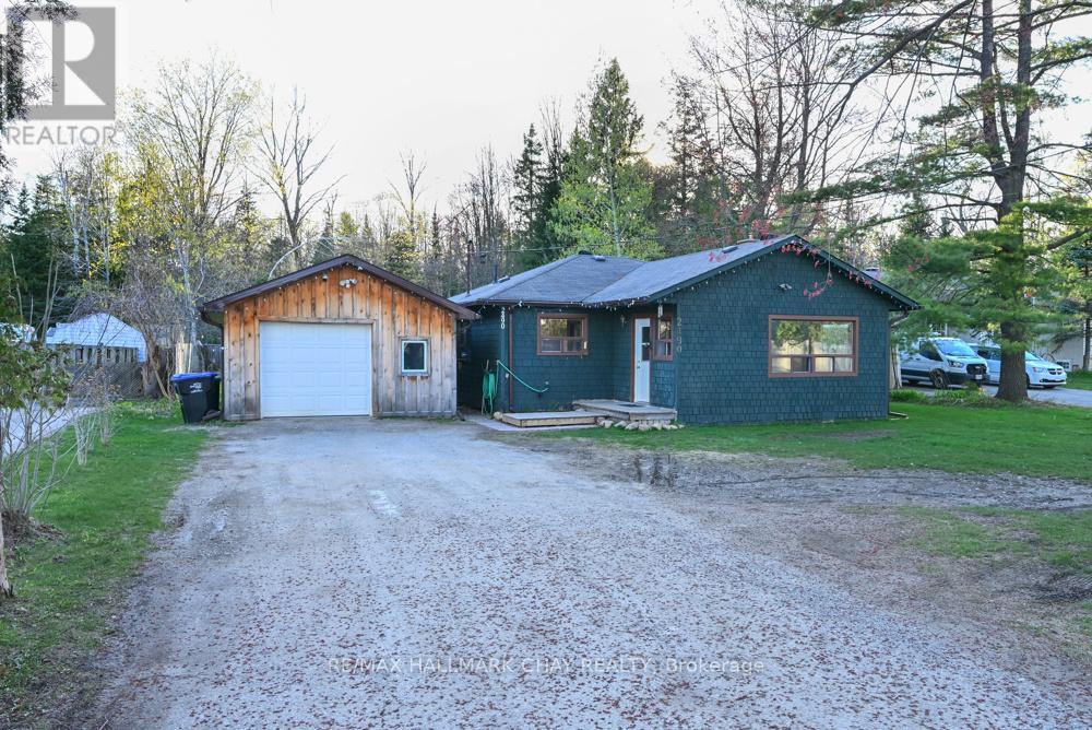 2490 25th Side Road, Innisfil, Ontario  L9S 2H1 - Photo 1 - N13107050