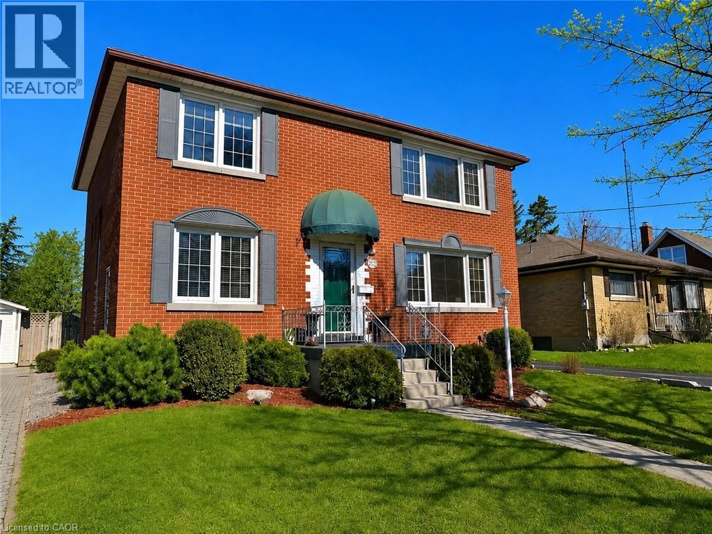 92 PATTANDON Avenue Unit# B, Kitchener, Ontario
