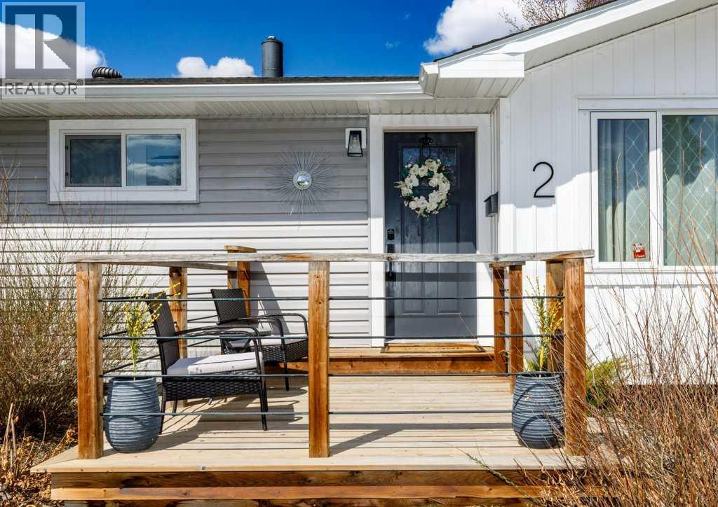 2 Scott Street, Red Deer, Alberta  T4N 0E4 - Photo 4 - A2308968