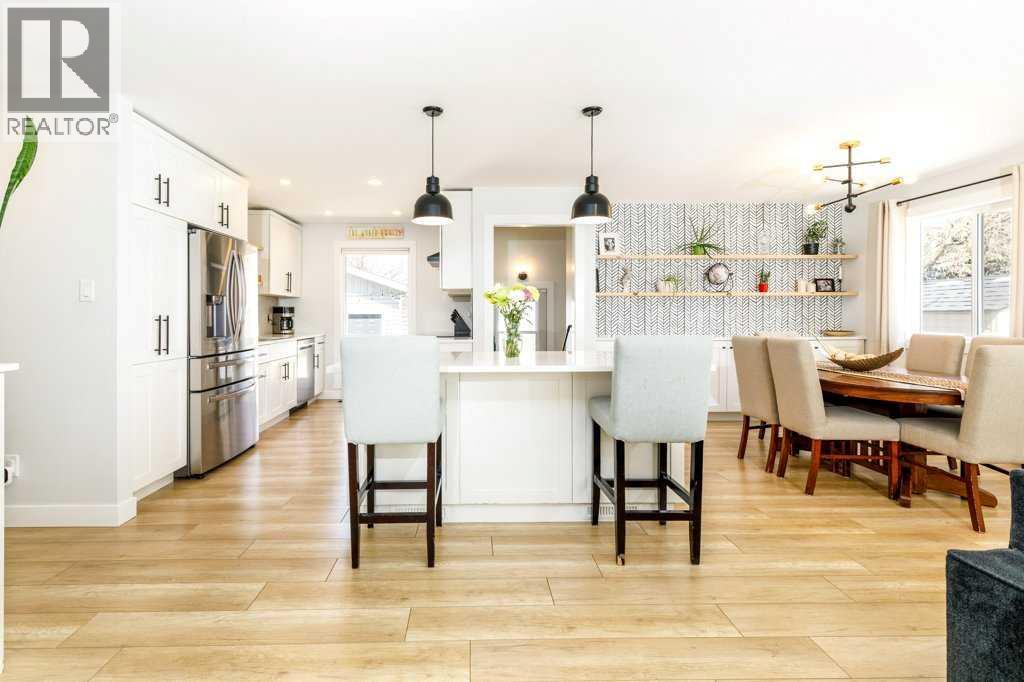 2 Scott Street, Red Deer, Alberta  T4N 0E4 - Photo 6 - A2308968