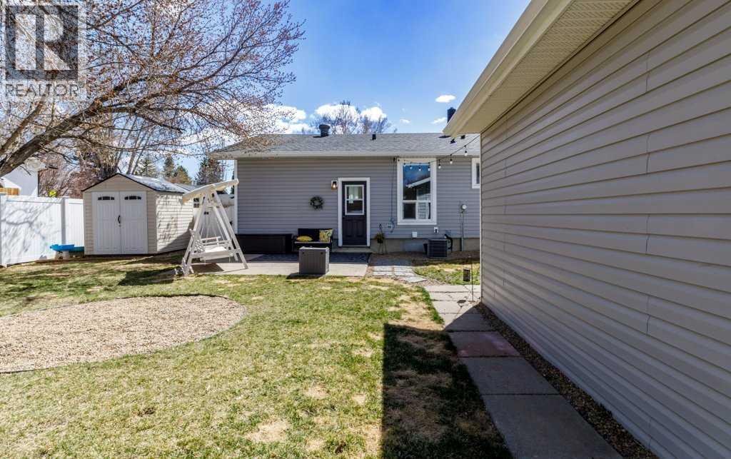 2 Scott Street, Red Deer, Alberta  T4N 0E4 - Photo 34 - A2308968