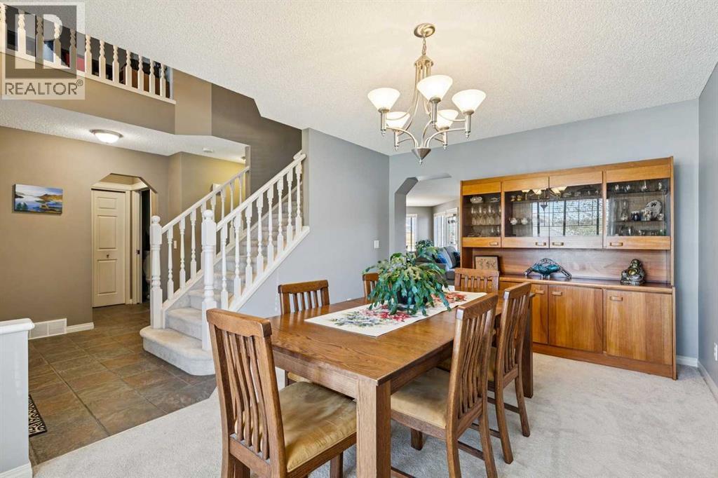 172 West Lakeview Circle, Chestermere, Alberta  T1X 1H7 - Photo 12 - A2304708