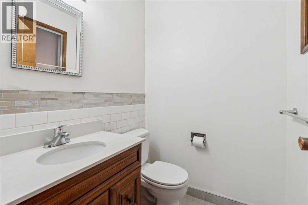 1260 Lake Sylvan Drive Se, Calgary, Alberta  T2J 3C8 - Photo 13 - A2308055