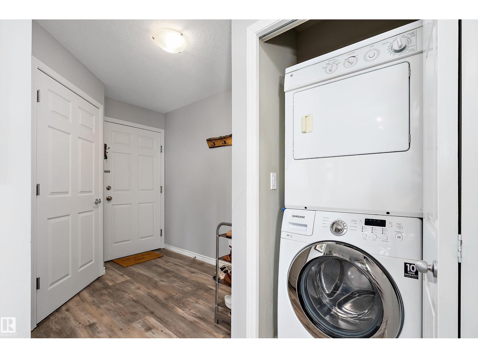 #402 40 Summerwood Bv, Sherwood Park, Alberta  T8H 0C2 - Photo 3 - E4486813