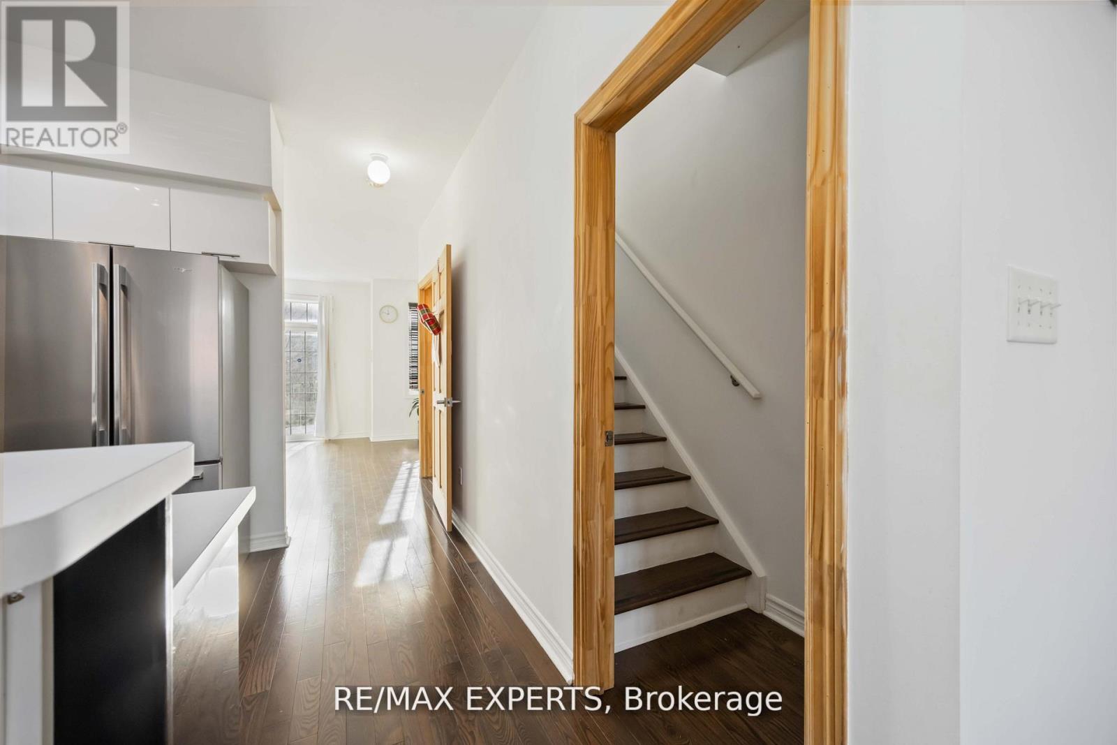 19b Oak Street, Toronto, Ontario  M9N 0A4 - Photo 23 - W13107034