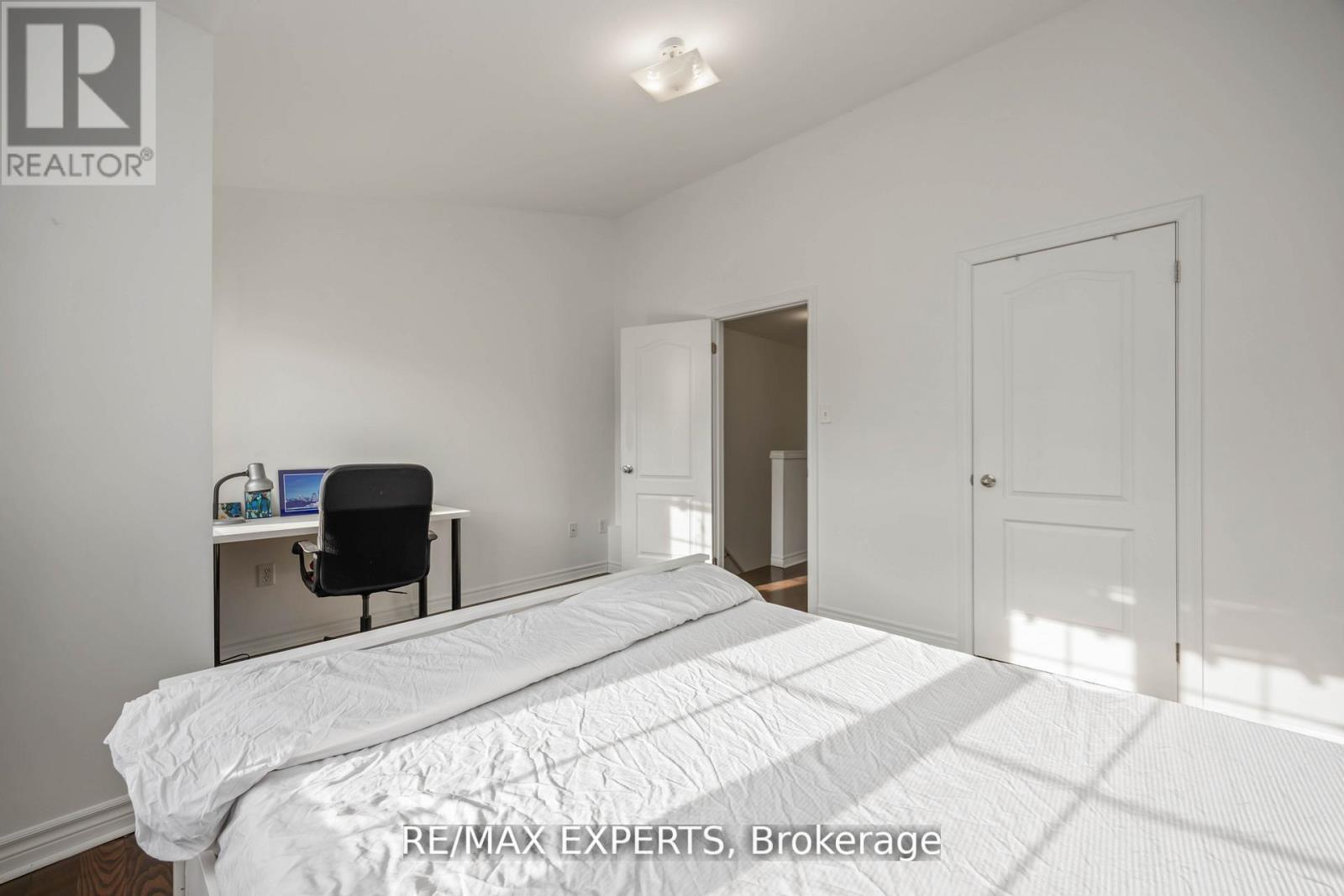 19b Oak Street, Toronto, Ontario  M9N 0A4 - Photo 31 - W13107034