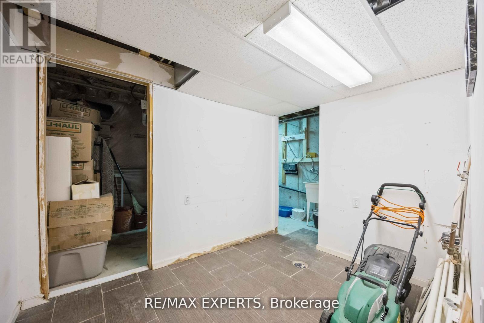 19b Oak Street, Toronto, Ontario  M9N 0A4 - Photo 45 - W13107034
