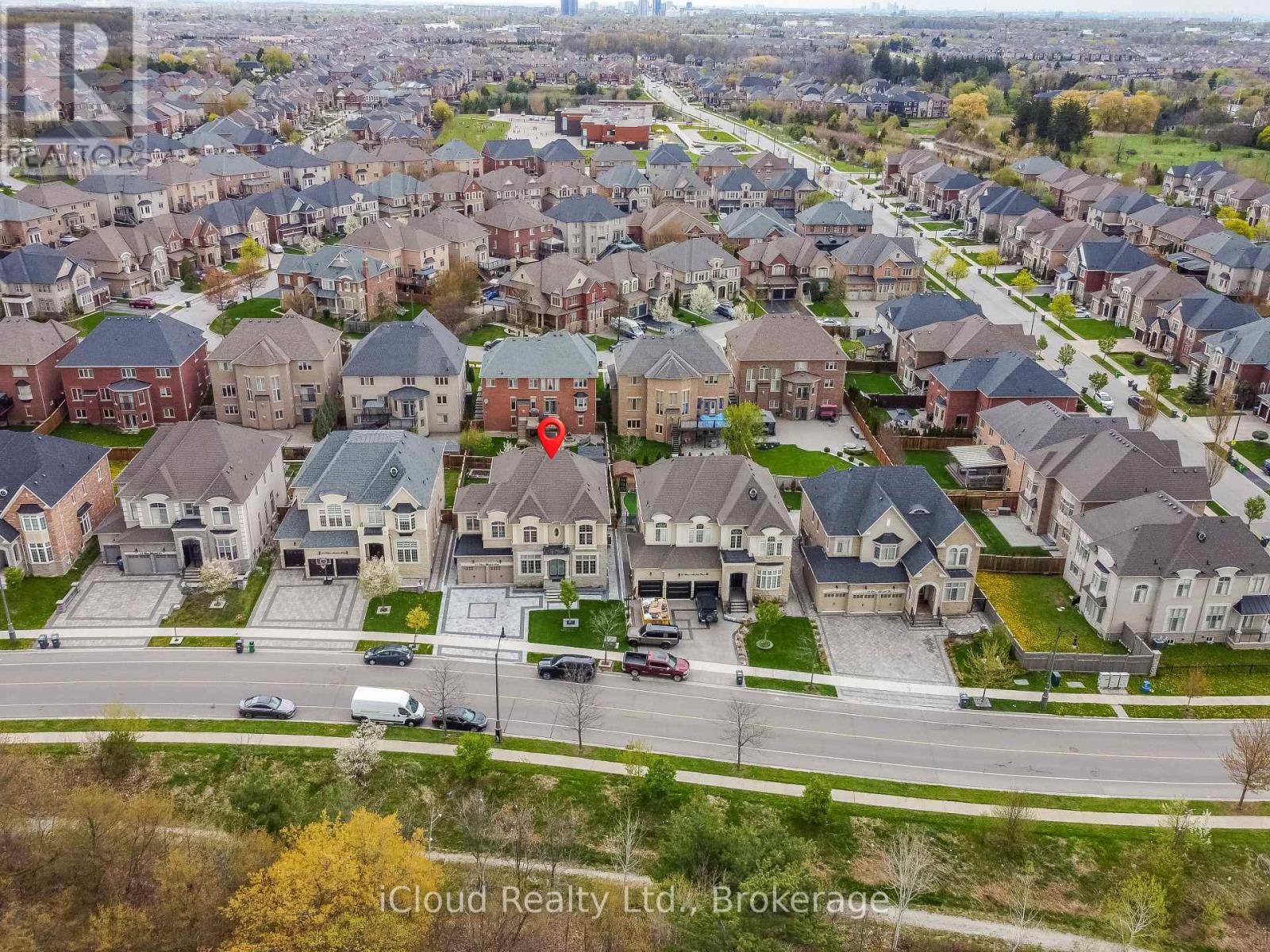 41 Elbern Markell Drive, Brampton, Ontario  L6X 2X6 - Photo 3 - W13107038