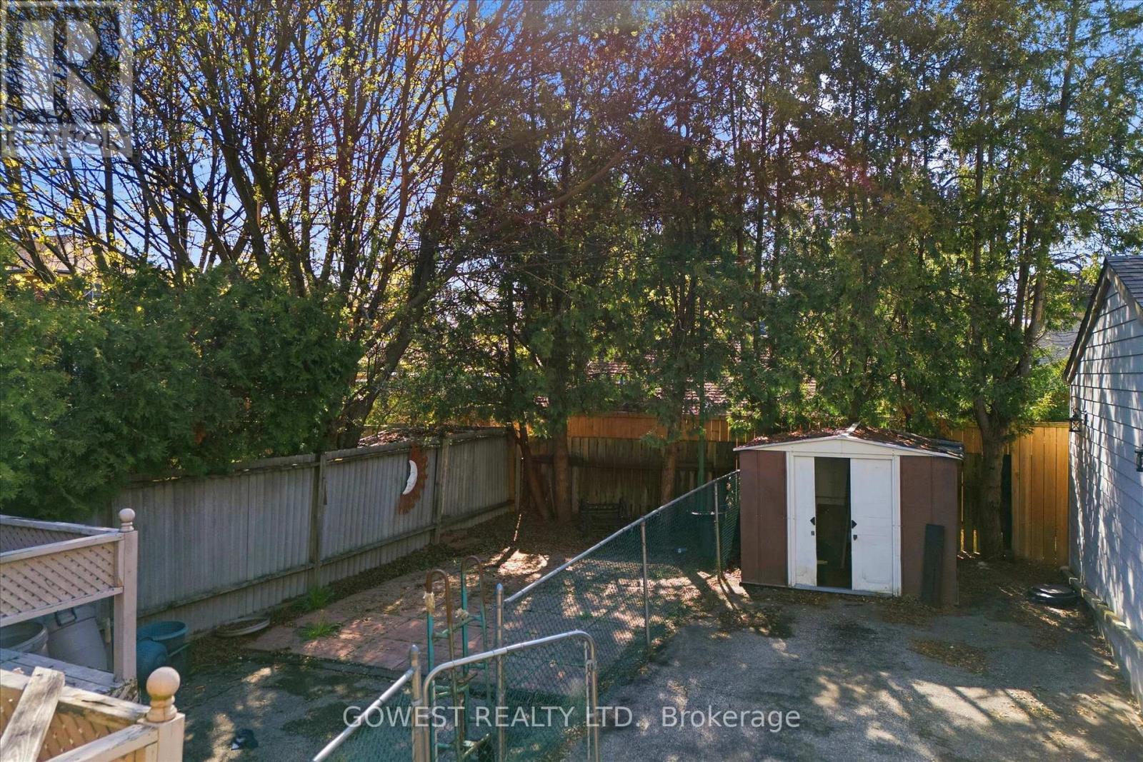 60 Warren Crescent, Toronto, Ontario  M6S 4S2 - Photo 12 - W13107060
